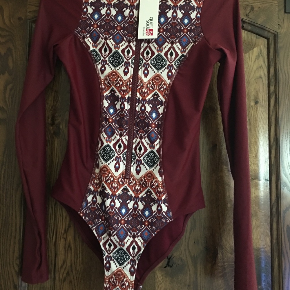 Long sleeve rash guard suit